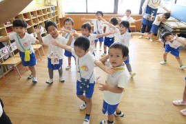 赤組の踊り～お遊び大会～