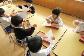 さくら組のちぎり貼り～作品展～