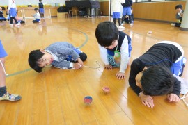 コマ回し大会に向けて～青組～