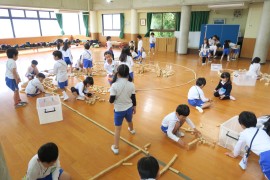 積み木で遊ぼう～青組～