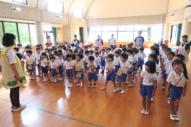 始業式とスイカパーティー